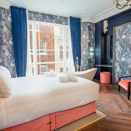 Apartment 34 Coney Street - The Drapers *